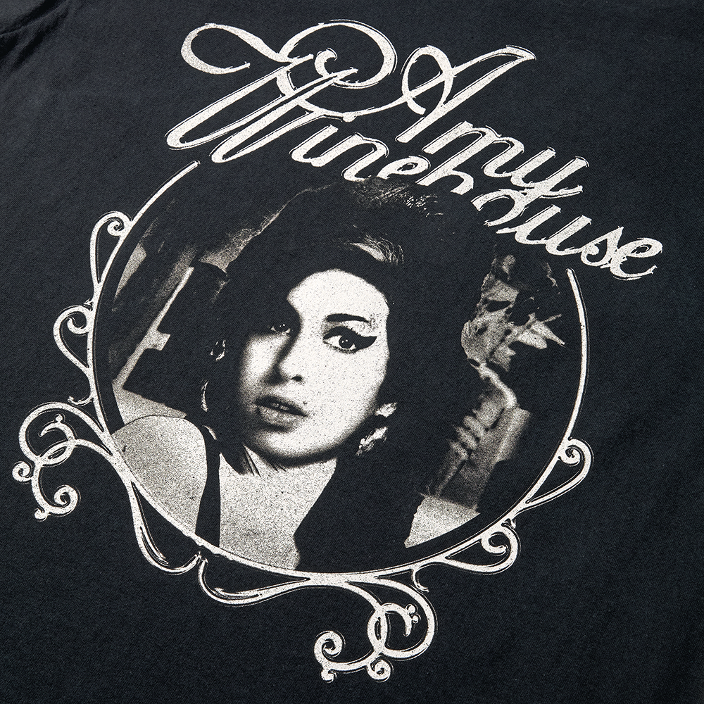 Amy Winehouse - Vintage Frame Tee